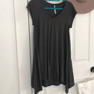 V neck shift dress